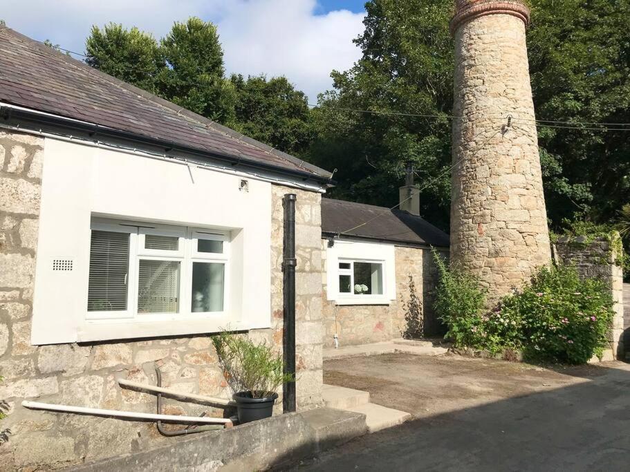 Woodland Cottage In Cornwall With Walled Garden Helston Exteriör bild